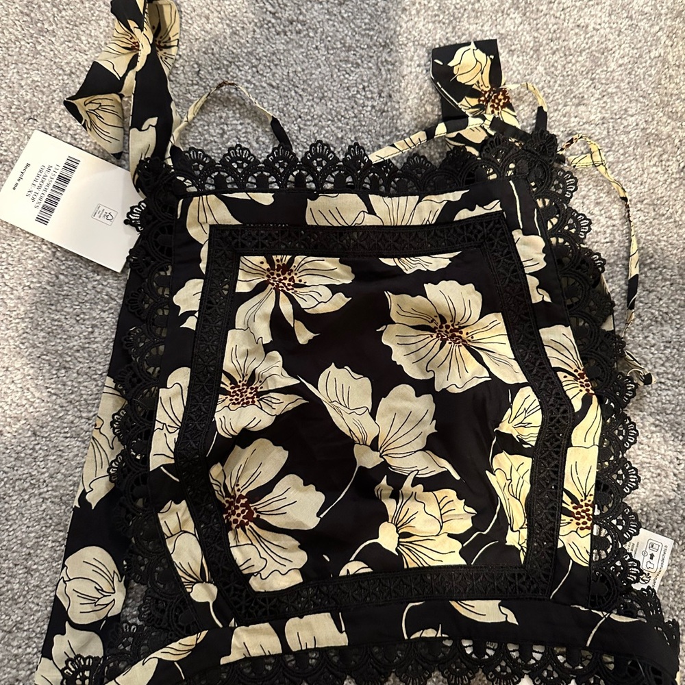 Reformation Meadow Top